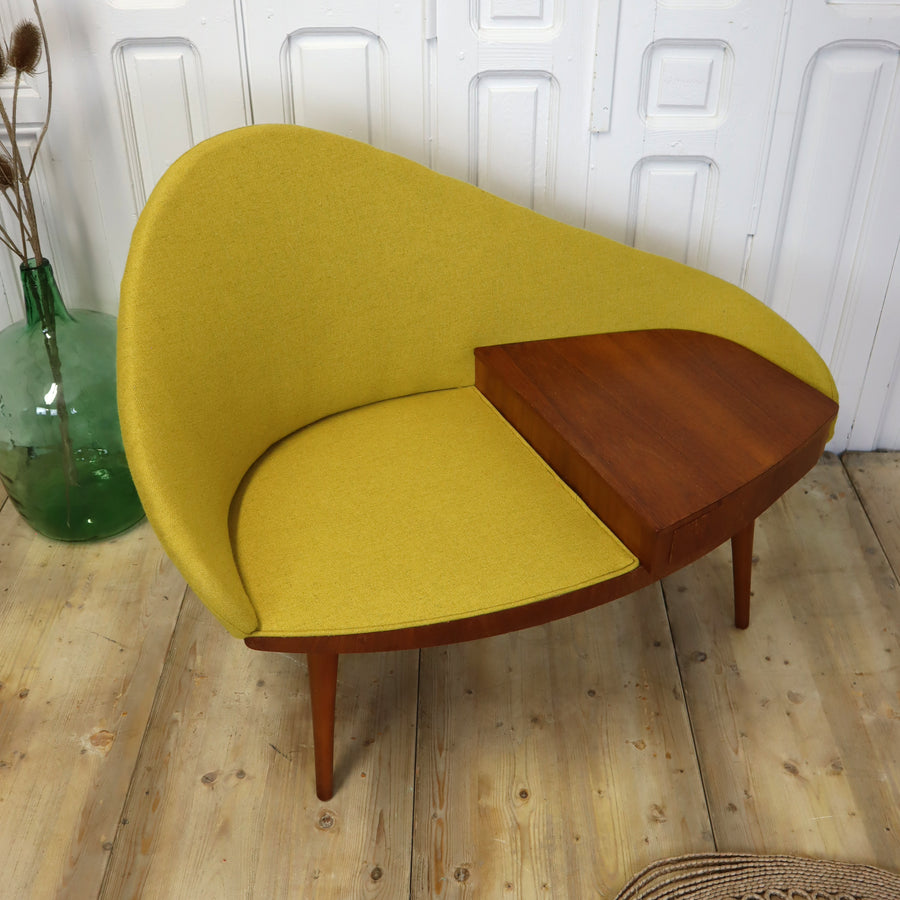 mid_century_vintage_chippy_heath_curved_telephone_seat