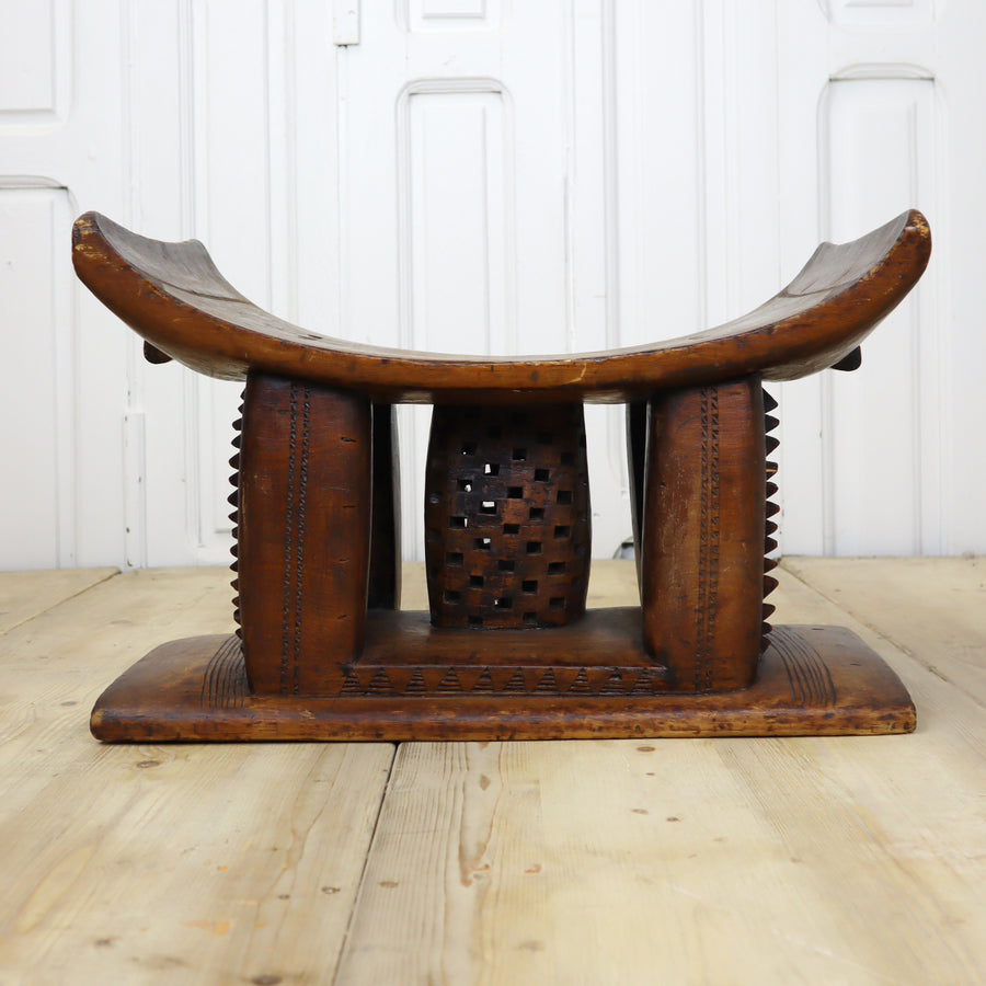 Vintage African Hand Carved Ashanti Stool 0207e