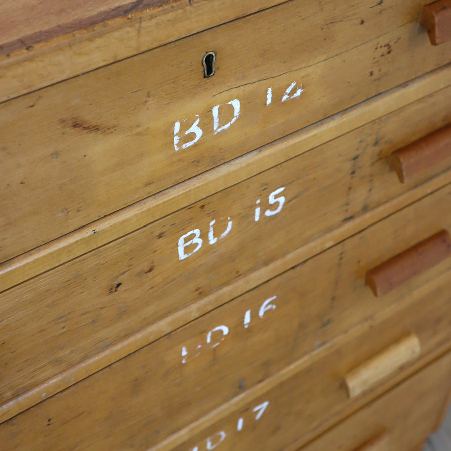 vintage_esavian_mid_century_school_drawers_plan_chest