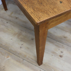 vintage_oak_rustic_school_desk