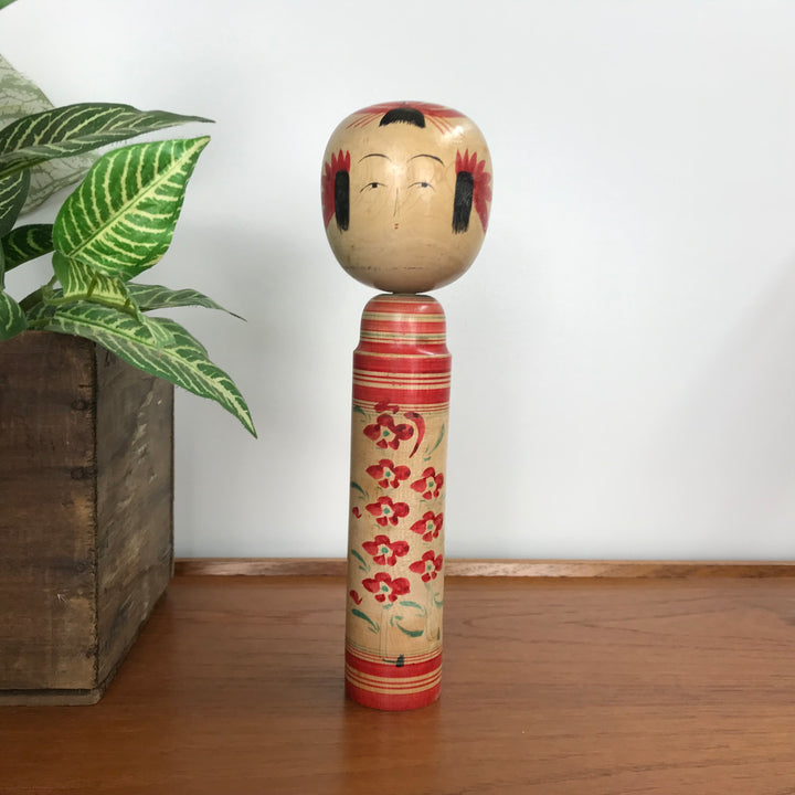 Vintage Japanese Kokeshi Doll I1