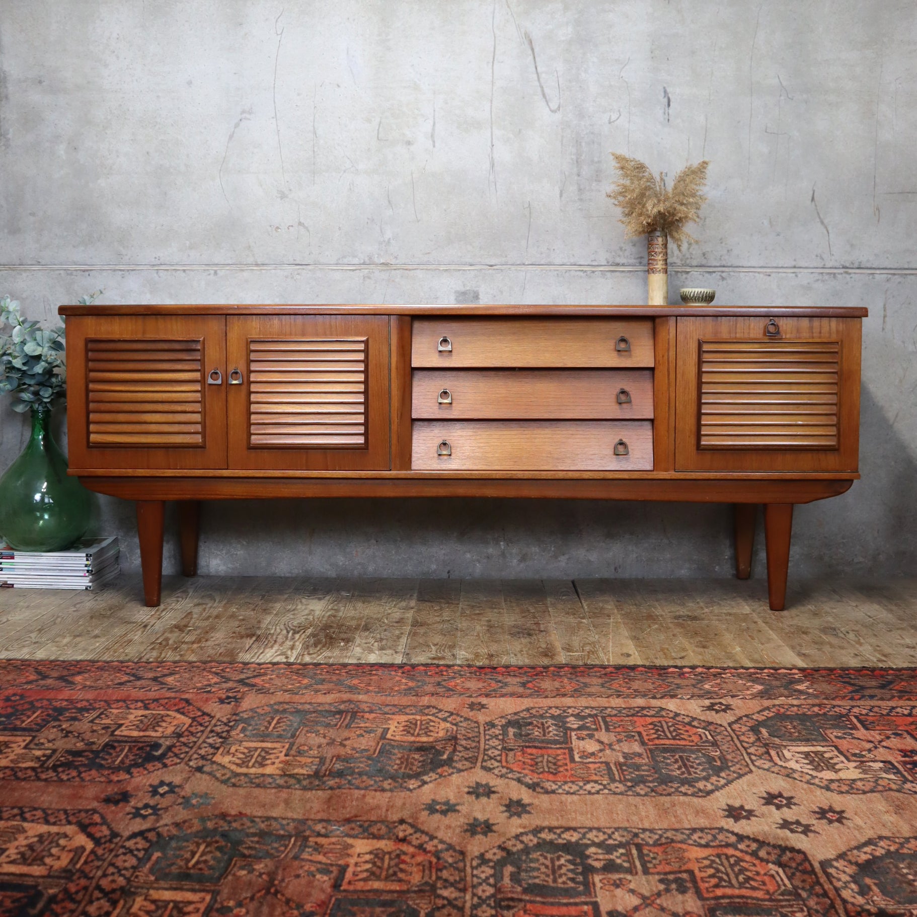 Louvre sideboard deals